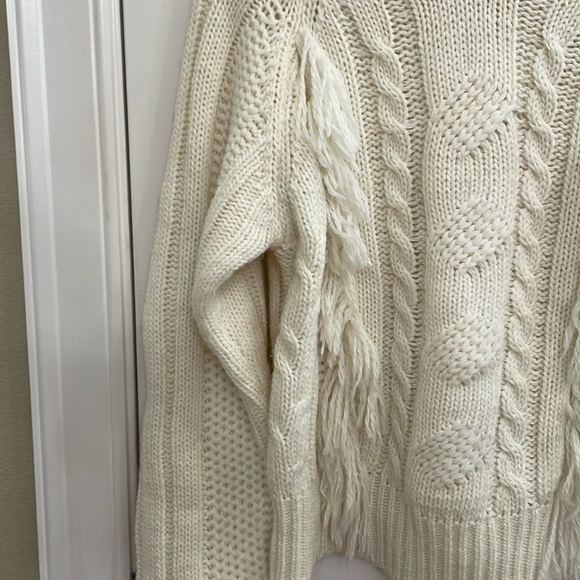 ELSAMANDA wool alpaca blend cream fringe Italian knit sweater.  L - Picture 2 of 5